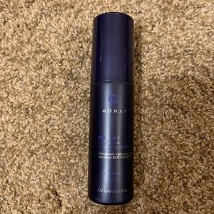 Monat Restore Leave-in conditioner